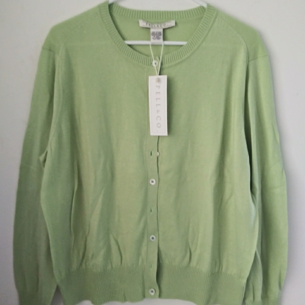 Lightweight sweater